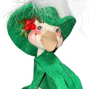 Annalee Dolls 1994 Holiday Goose Figurine With Green Hat & Shopping Bag